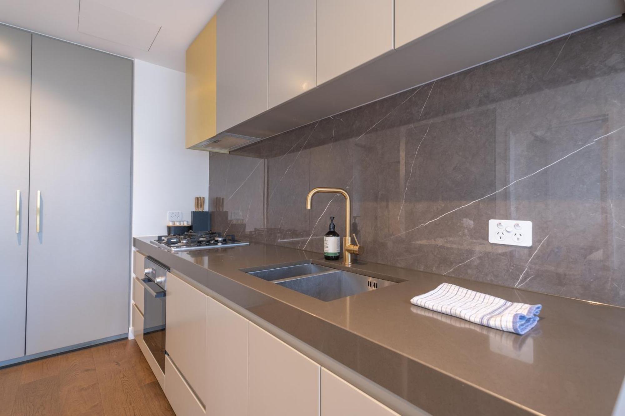 Relaxed 1Br1Ba City View Apt Wifi In Cbd 멜번 외부 사진